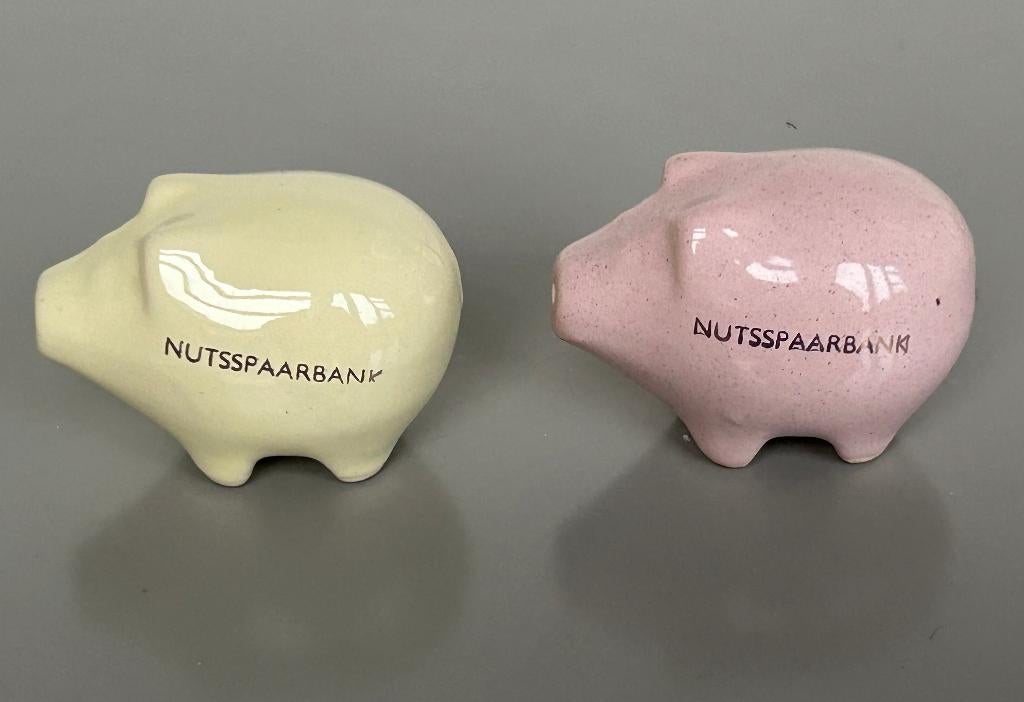 Vintage set nutsspaarbank spaarvarkens peper zout stel 1967, Ophalen of Verzenden, Huis en Inrichting