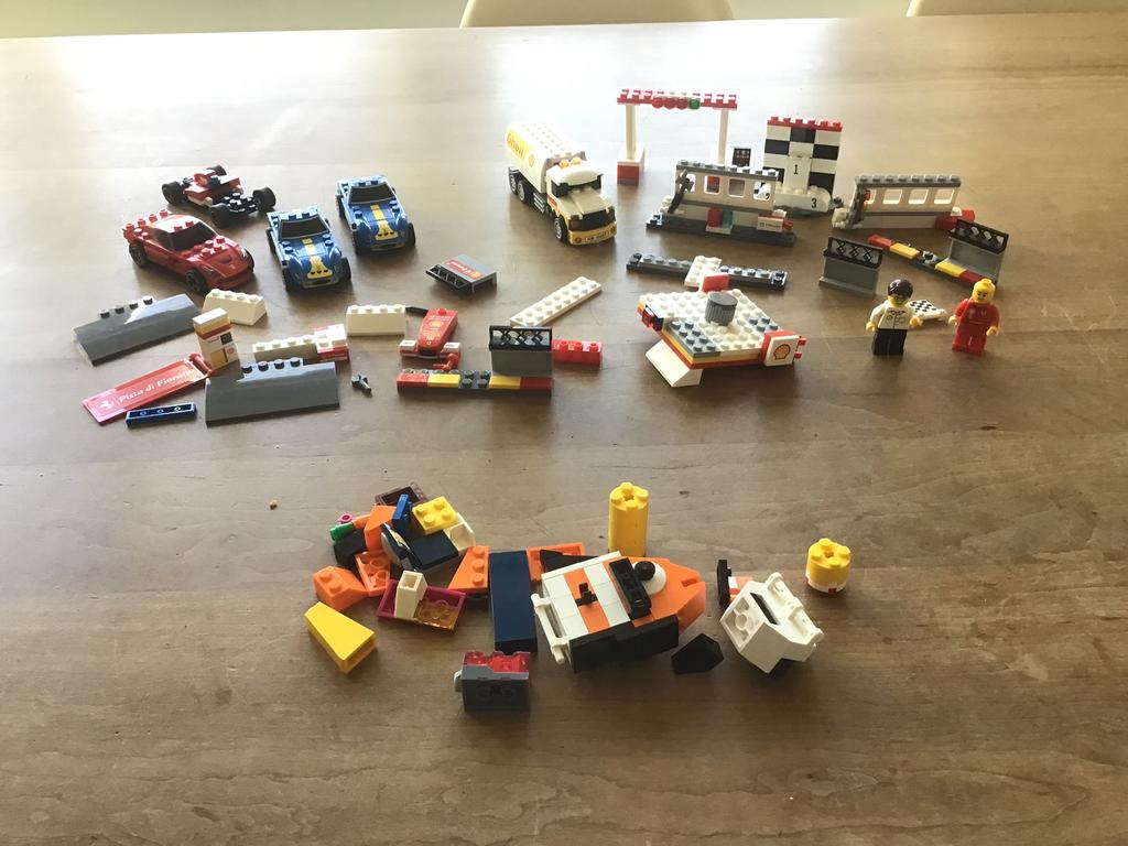 Lego van sets lego shell Ferrari Collectie en los lego, Ophalen of Verzenden, Zo goed als nieuw