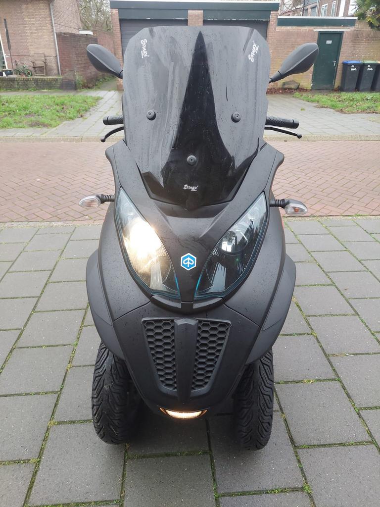 Piaggio MP3 met extra‘s uit 2012, zwart, Motoren, Motoren | Piaggio, Particulier, Overig