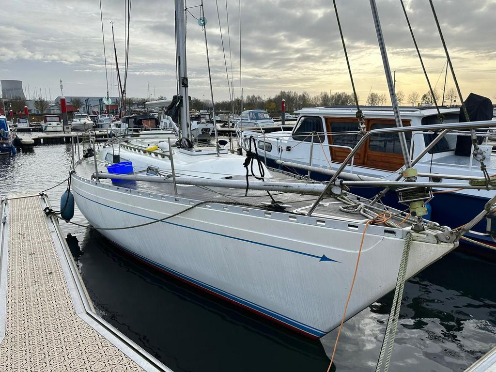 Spirit 32, Watersport en Boten, Kajuitzeilboten en Zeiljachten, Ophalen, Gebruikt, Polyester, Diesel