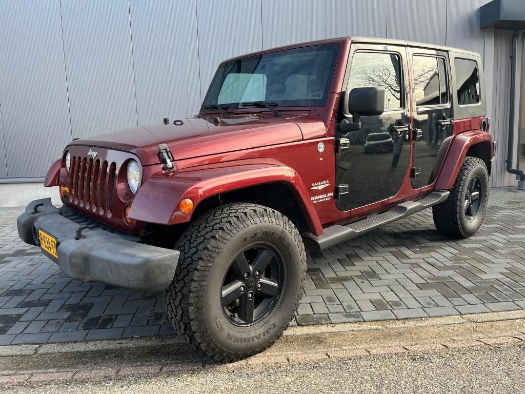 JEEP WRANGLER UNLIMITED SAHARA 3.8, Auto's, Metallic lak, Bruin, 120 €/maand, Wrangler