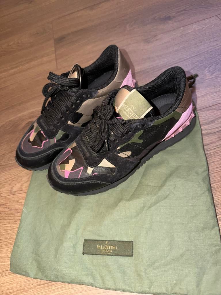 Valentino sneakers, Kleding | Dames, Schoenen, Ophalen of Verzenden, Zo goed als nieuw