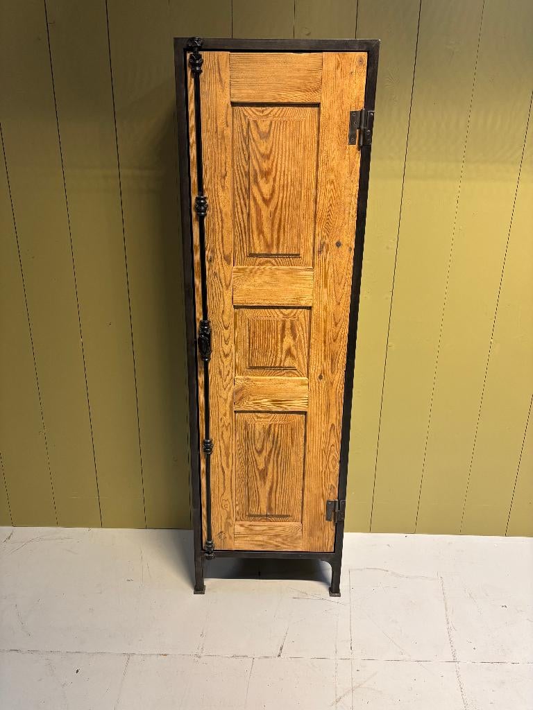 Kast, Lockerkast, Vintage kast, Opbergkast, Schoenenkast, Ophalen of Verzenden
