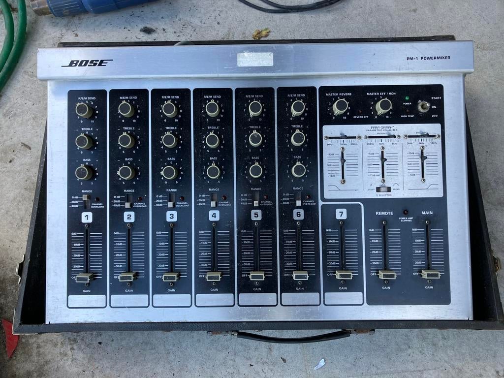 Bose pm-1 powermixer , zeldzaam, Muziek en Instrumenten, Mengpanelen, Gebruikt, Usa, Microfooningang, Ophalen of Verzenden
