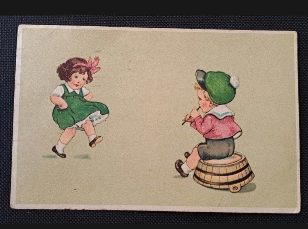 CPA AK Jongen speelt voor dansend meisje - 1925 - A'dam CS, Verzamelen, Ophalen of Verzenden, 1920 tot 1940, Gelopen, Kinderen