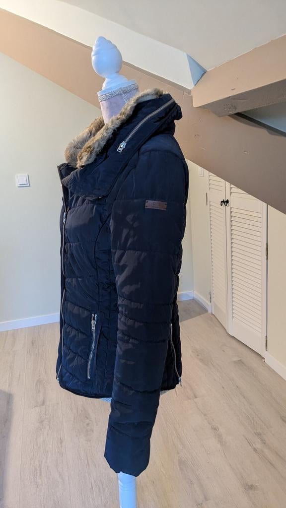 Blauwe winterjas met bontkraag, maat S, Ophalen of Verzenden, Zo goed als nieuw, Maat 36 (S), Blauw