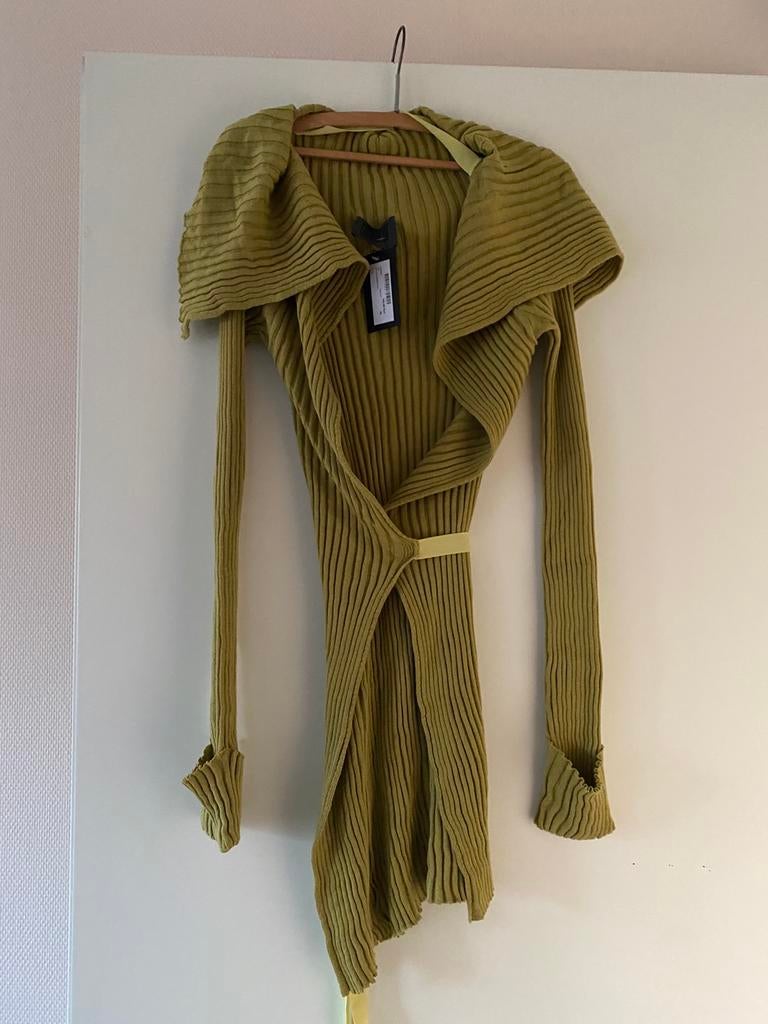 Lunitique olijfkleurig vest, Ophalen of Verzenden, Zo goed als nieuw, Maat 36 (S)