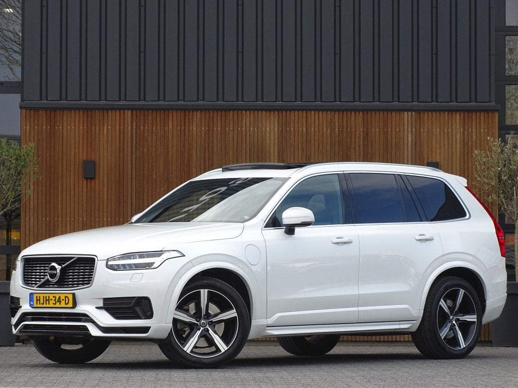 Volvo XC90 T8 390PK / AWD / R-Design / 7-zitter / LED, Gebruikt, 7 stoelen, Wit, Bedrijf