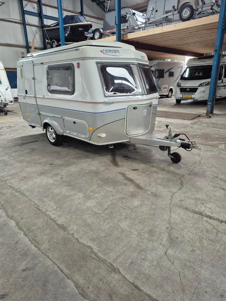 Eriba Puck touring GT line 225, Treinzit, Particulier, 500 - 750 kg, Eriba