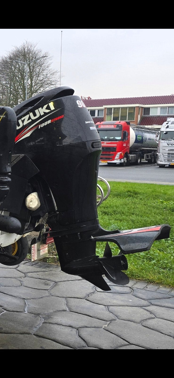 Sting Ray XRIII Performance Hydrofoil 70 - 300 pk, Watersport en Boten, Ophalen, Gebruikt, Motor en Techniek