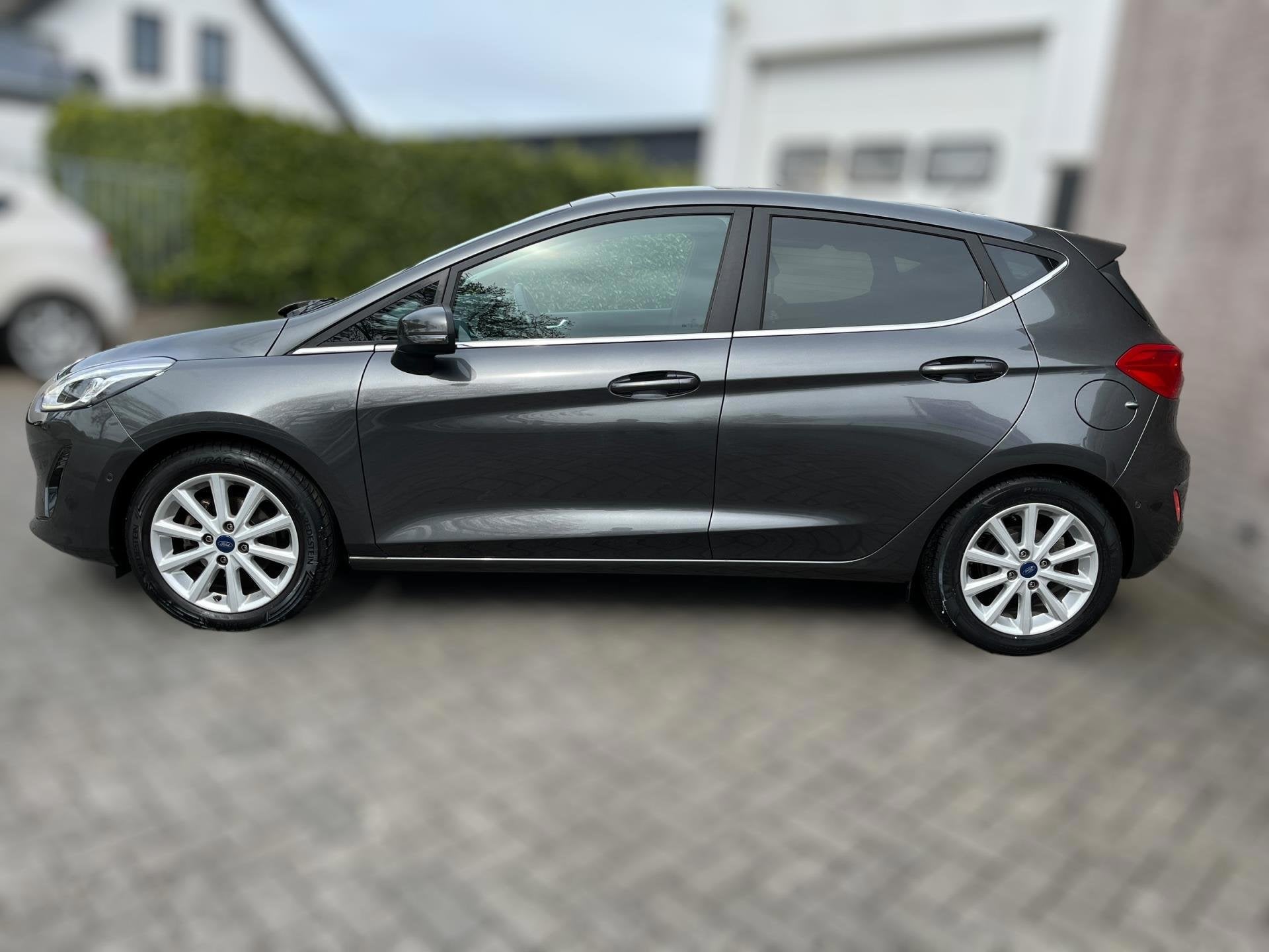 Ford Fiesta 1.0 EcoBoost Titanium PANO/SCHUIFDAK/PDC V&A/A.U, 100 pk, 23 km/l, Origineel Nederlands, Bedrijf