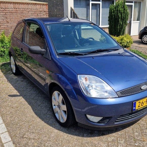 Ford Fiësta 1.3 8V 3DR 2005 Blauw, Auto's, 1299 cc, 40 €/maand, 4 cilinders, Blauw
