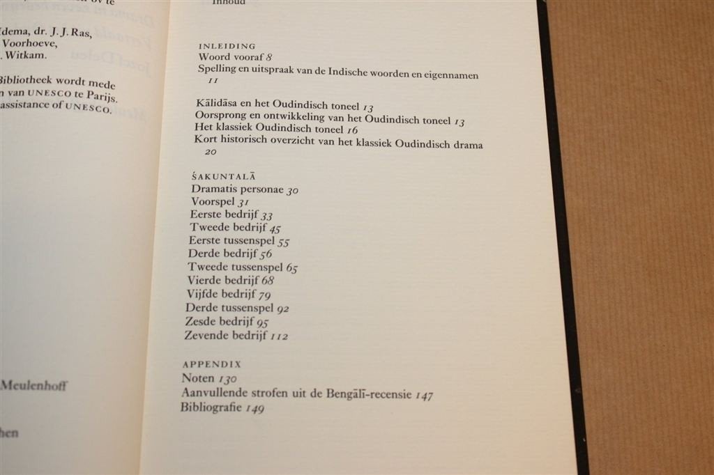 Śakuntalā — Indisch Hofdrama 4e Eeuw, Oosterse Bibliotheek, Ophalen of Verzenden, Gelezen