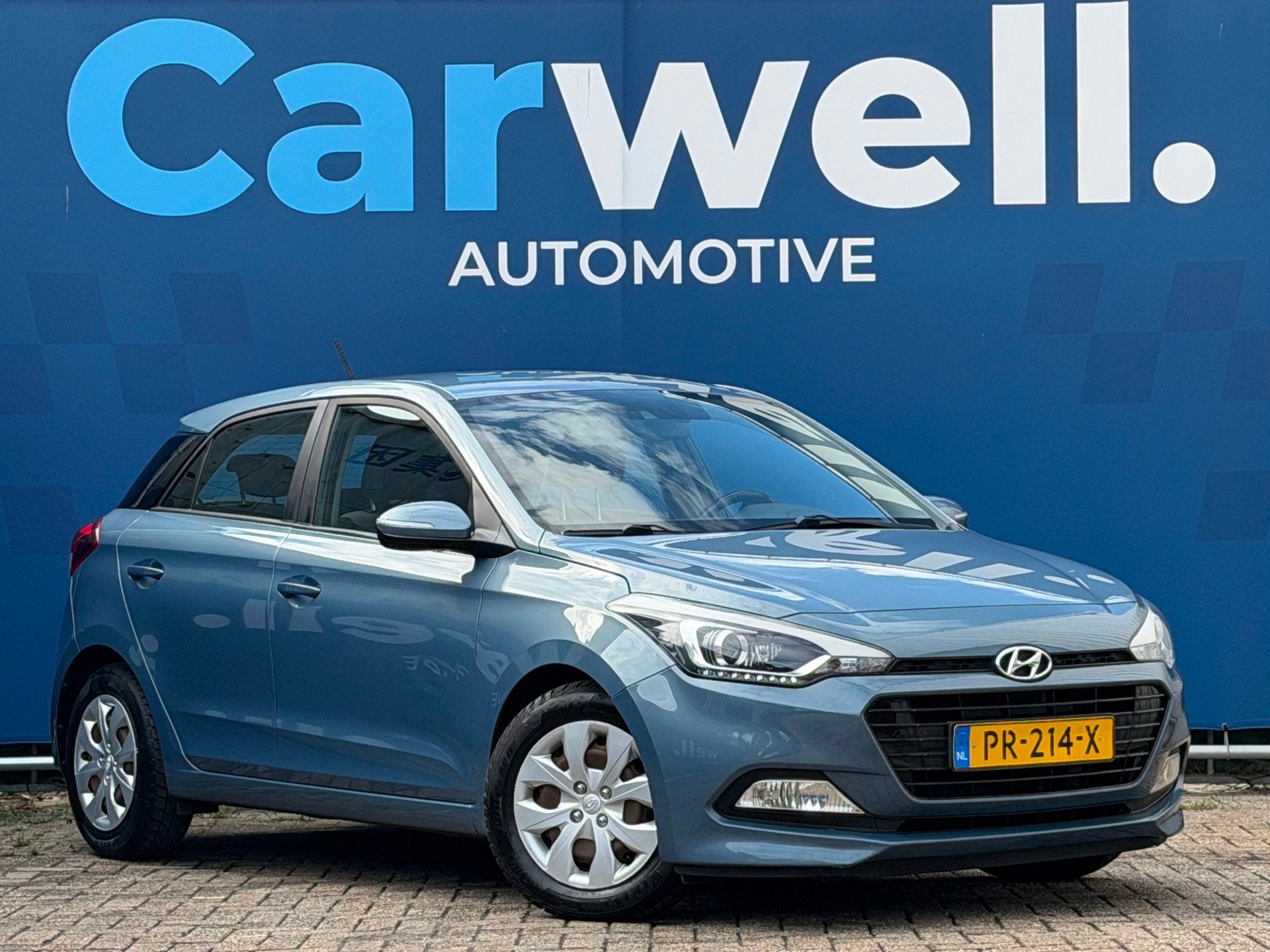 Hyundai I20 1.0 T-GDI Comfort|2e Eigenaar|Climate|Cruise|Nav, Voorwielaandrijving, Blauw, 100 pk, 23 km/l
