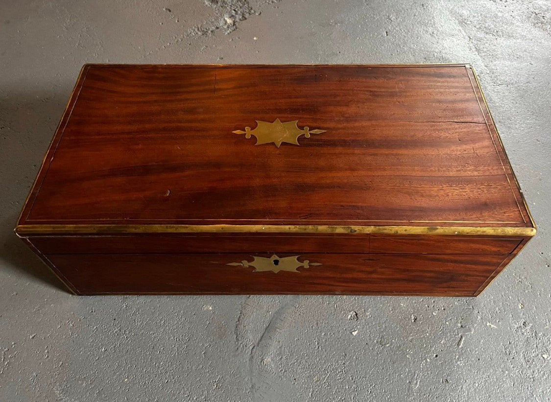oude antiek Engelse mahonie hout messing schrijfkist, Ophalen