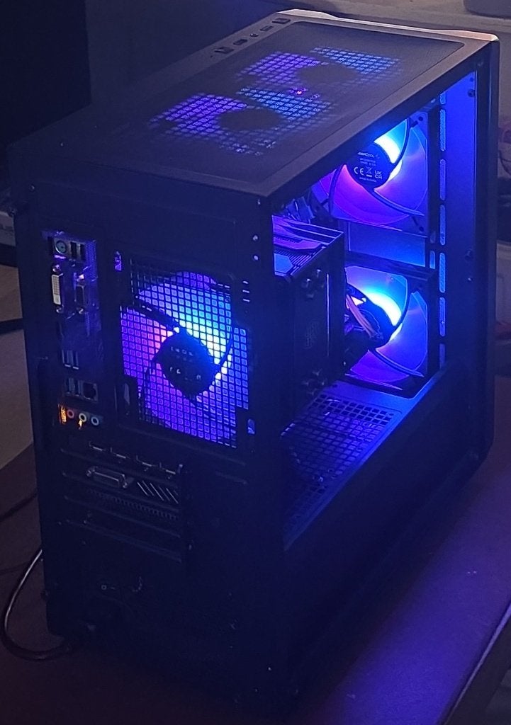 MULTIMEDIA & GAME PC i7 8700/1TBSSD/16GBDDR4/GTX1080 OC 8G, Zelf gebouwde pc, Ophalen of Verzenden, Zo goed als nieuw, Multimedia-gamepc@hotmail.com