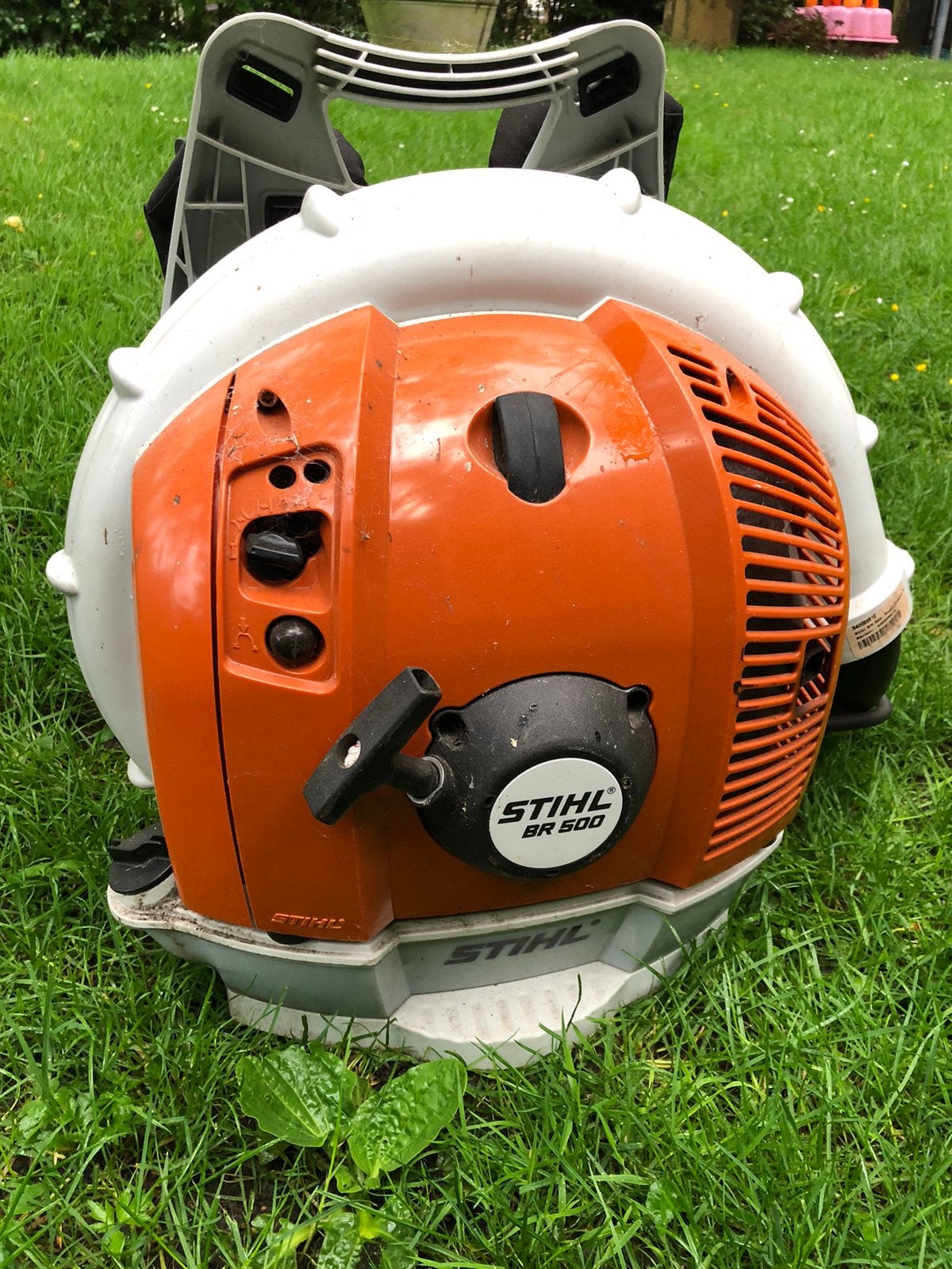 Stihl BR 500 Bladblazer uit 2023 - Krachtig en Betrouwbaar, Ophalen, Zo goed als nieuw, Benzine, Ruggedragen