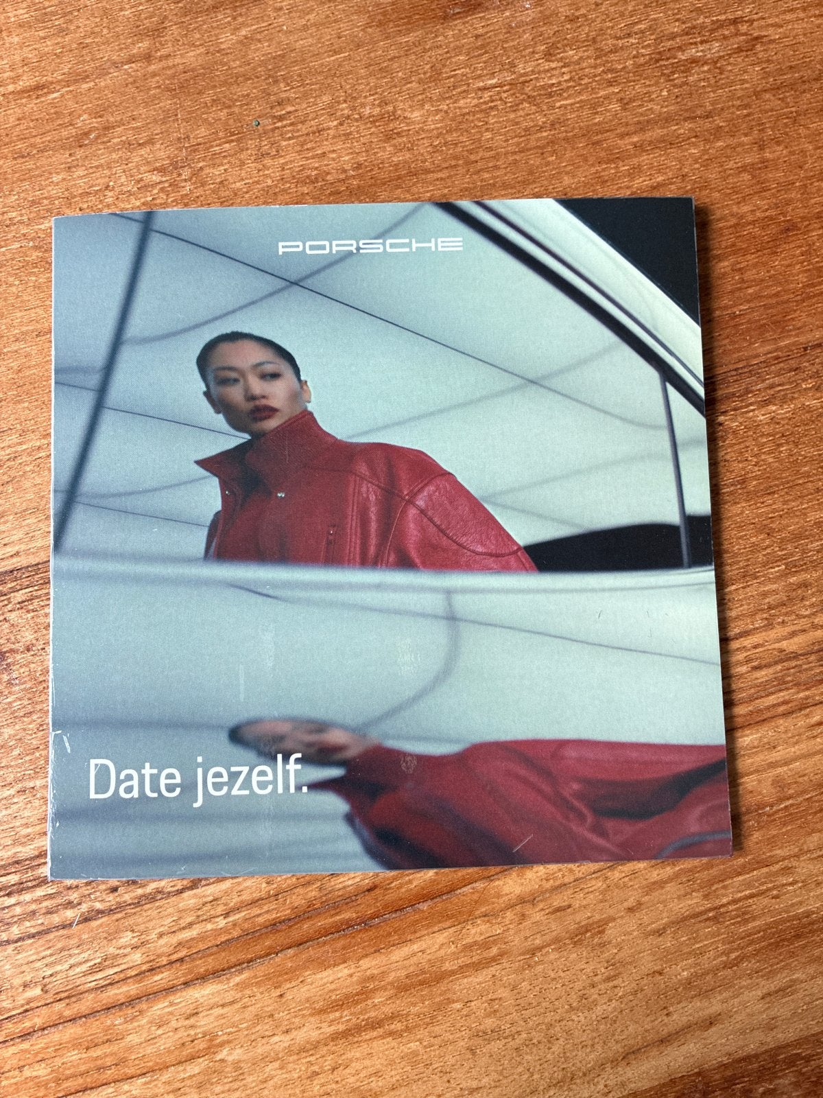 Porsche 'Date Jezelf' brochure - Taycan GTS & Macan Electric, Boeken, Ophalen of Verzenden, Nieuw, Porsche