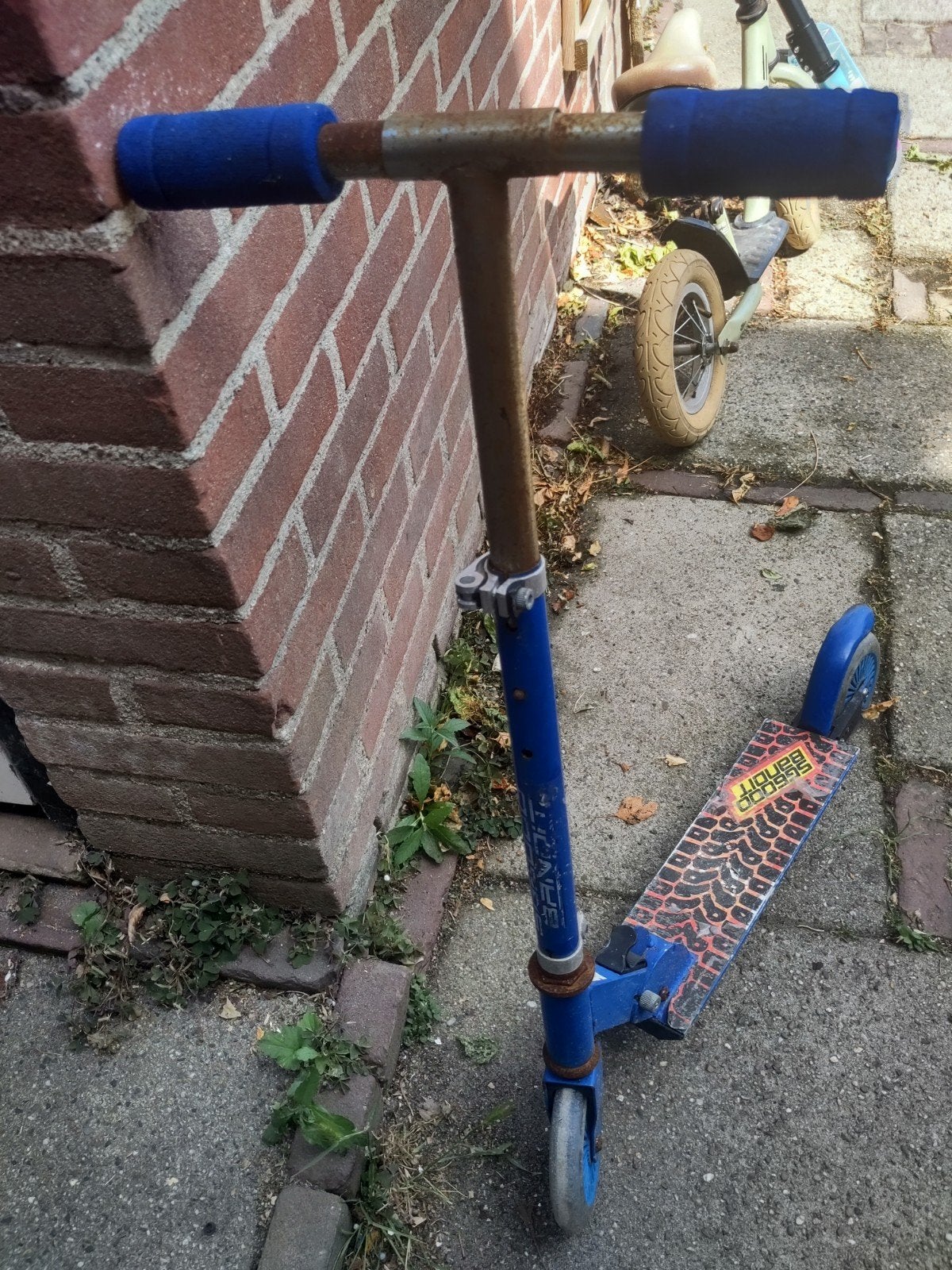 Gebruikte blauwe step voor kinderen, gratis, Ophalen, Gebruikt, Gewone step, Onbekend
