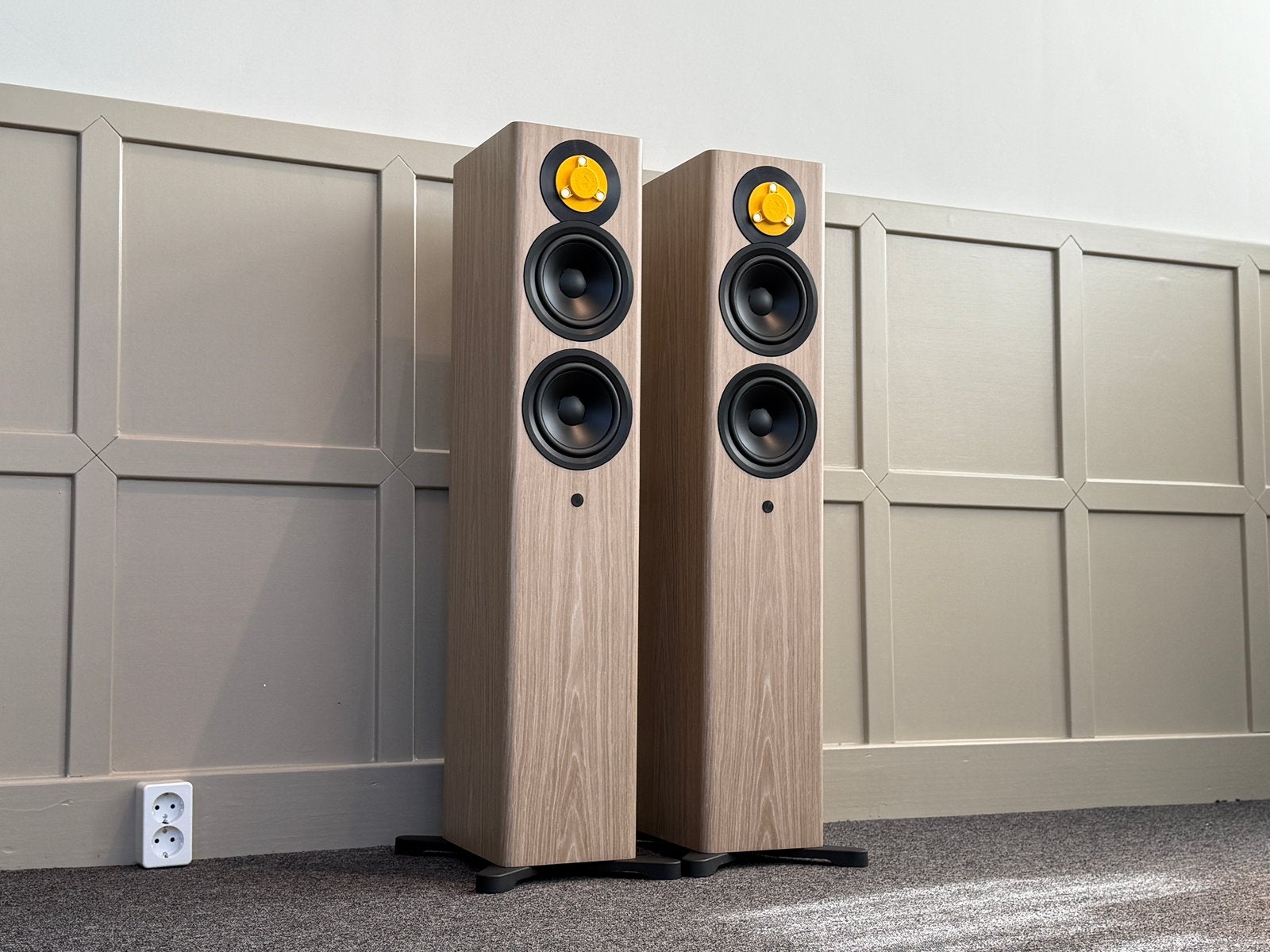 Dynaudio Focus 30 / Nieuw uit doos, Stereo speakers, Bluetooth, Nieuw, Ophalen of Verzenden