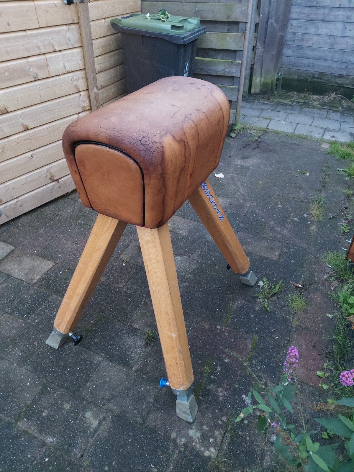 Vintage Turnbok - Perfect voor Gymnastiek of Decoratie, Ophalen