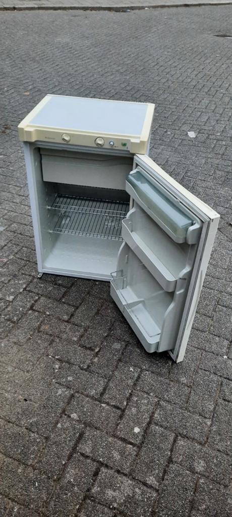 Dometic tafelmodel camping caravan koelkast op gas, Ophalen of Verzenden, Zo goed als nieuw