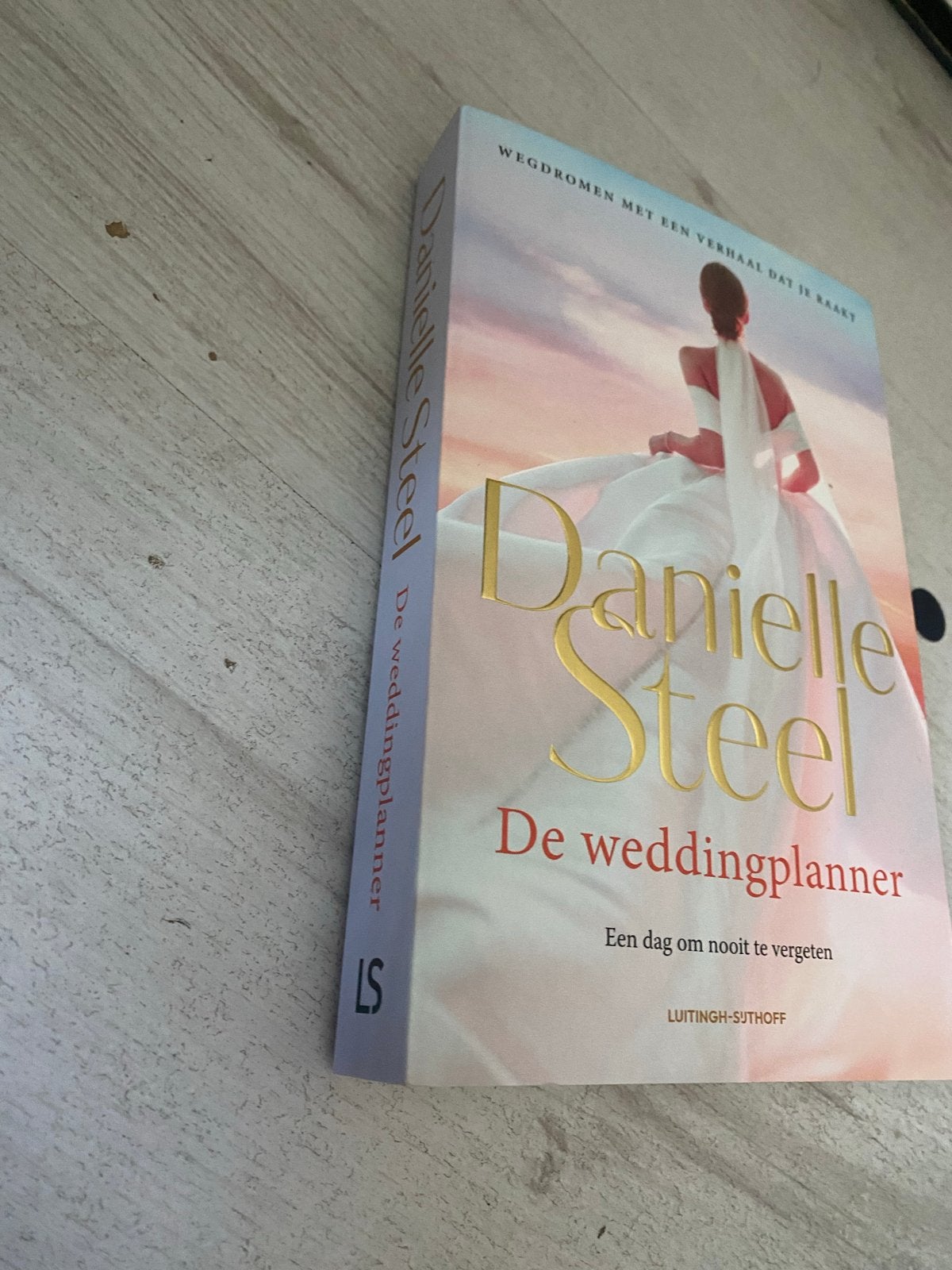 Danielle Steel - De weddingplanner (hardcover), Ophalen of Verzenden, Zo goed als nieuw