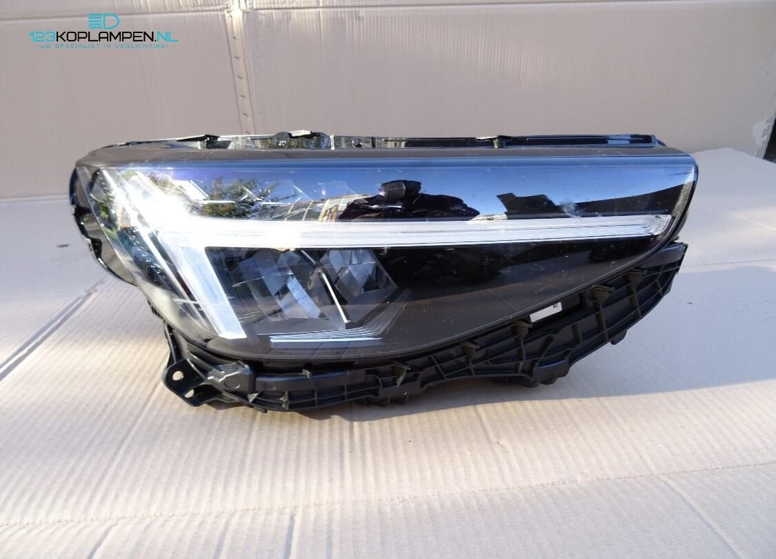 Volvo XC40 Facelift Full Led Koplamp rechts