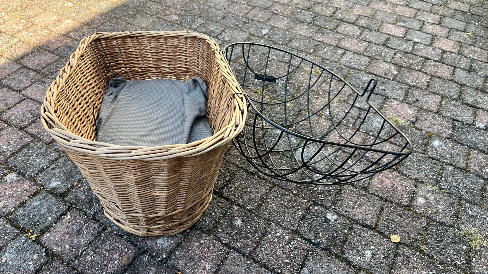 Honden mand voor achterop fiets, Fietsen en Brommers, Ophalen of Verzenden, Gebruikt, Fietsmand