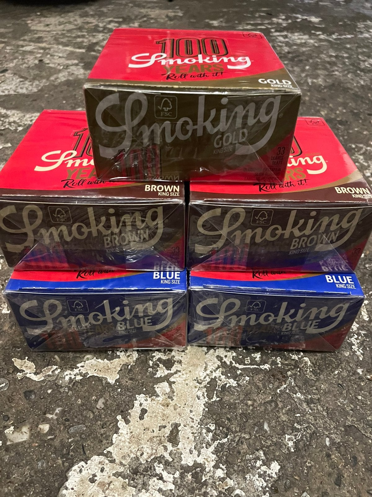 Partij smoking lange vloei 2 blauw 2 bruin 1 goud, Ophalen of Verzenden, Nieuw, Aansteker