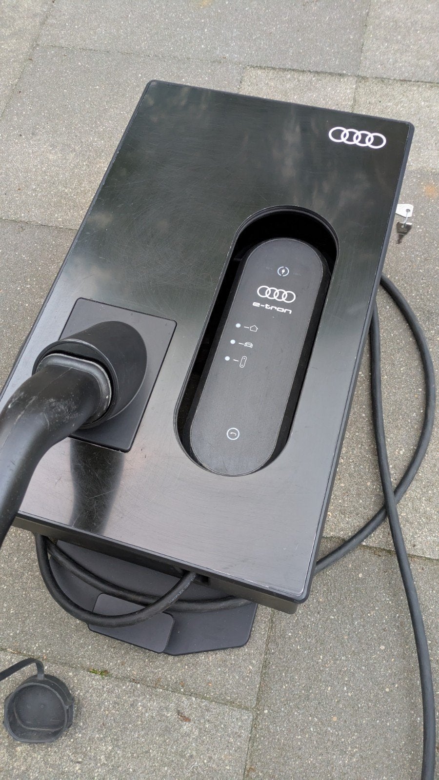 Audi e-tron Laadstation met Laadkabel, Auto diversen, Laadpalen, Ophalen, Gebruikt, Laadpaal en Laadkabel