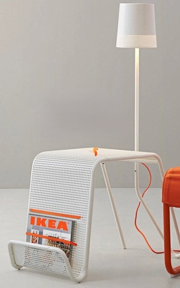 bijzettafel met lamp Ikea PS 2014, Metaal of Aluminium, 55 tot 75 cm, Zo goed als nieuw, Scandinavisch minimalistische en moderne designstijl