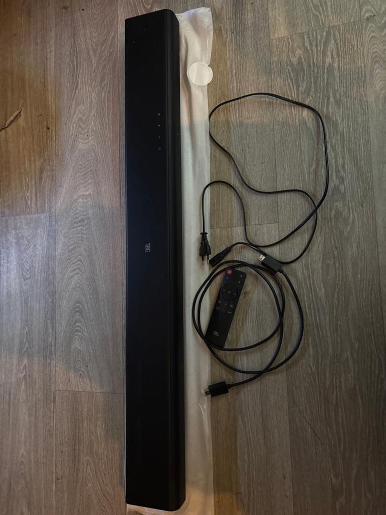 JBL Soundbar met ingebouwde subwoofer en afstandsbediening, Ophalen, Bluetooth, Zo goed als nieuw