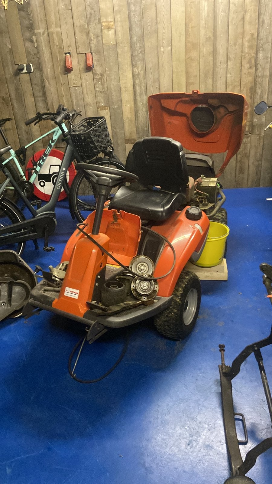 GEZOCHT Tuin & park machines onderhoud/reparatie/inkoop, Tuin en Terras, Zitmaaiers, Ophalen, Gebruikt, 120 cm of meer
