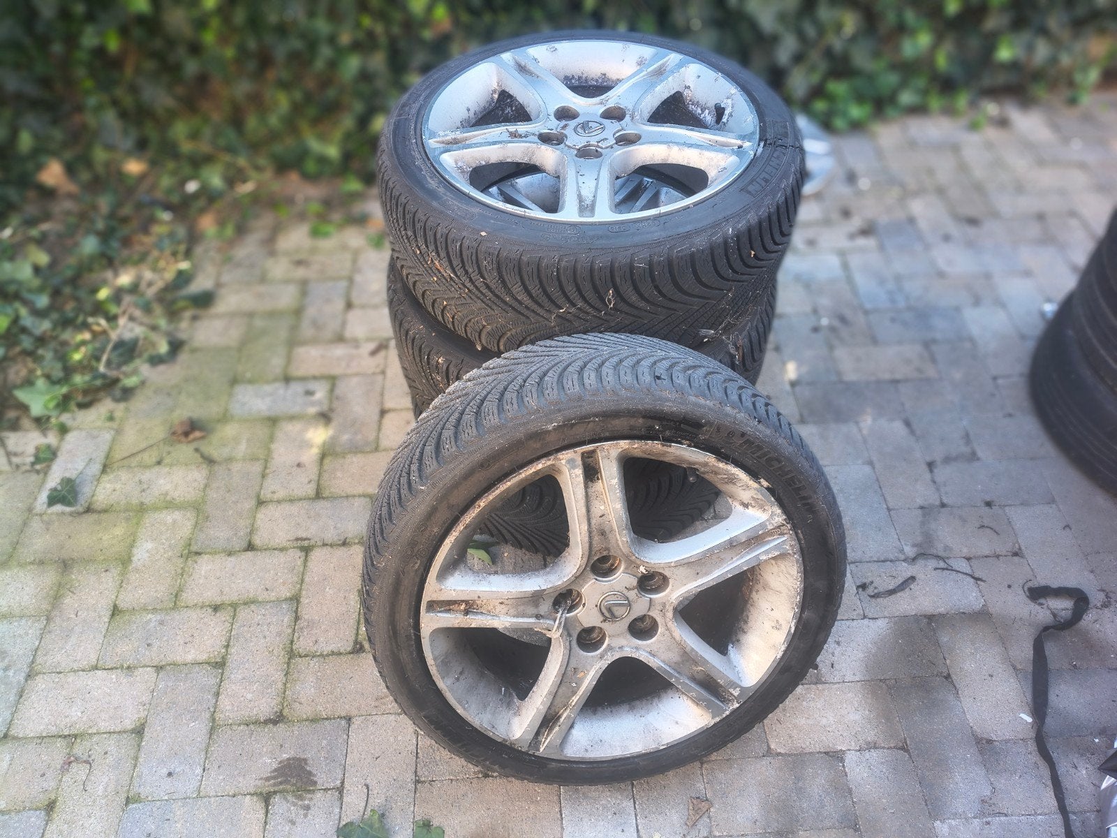 Lexus IS300 velgen Michelin Alpine winterbanden 225/50/17, Auto-onderdelen, Ophalen, Gebruikt, Banden en Velgen, 17 inch