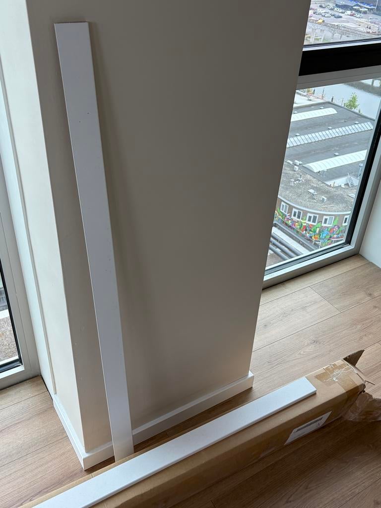 Witte MDF plinten - bijna volle verpakking (26 stuks), Ophalen, Nieuw, Mdf, 250 cm of meer