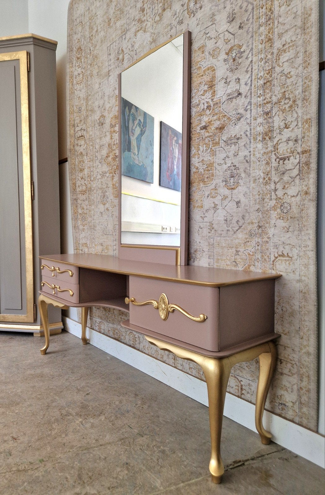 Unieke handgeschilderde kaptafel in roze en goud, Donyavimin@gmail.com, Mina Donyavi Meubels, Ophalen of Verzenden, Zo goed als nieuw