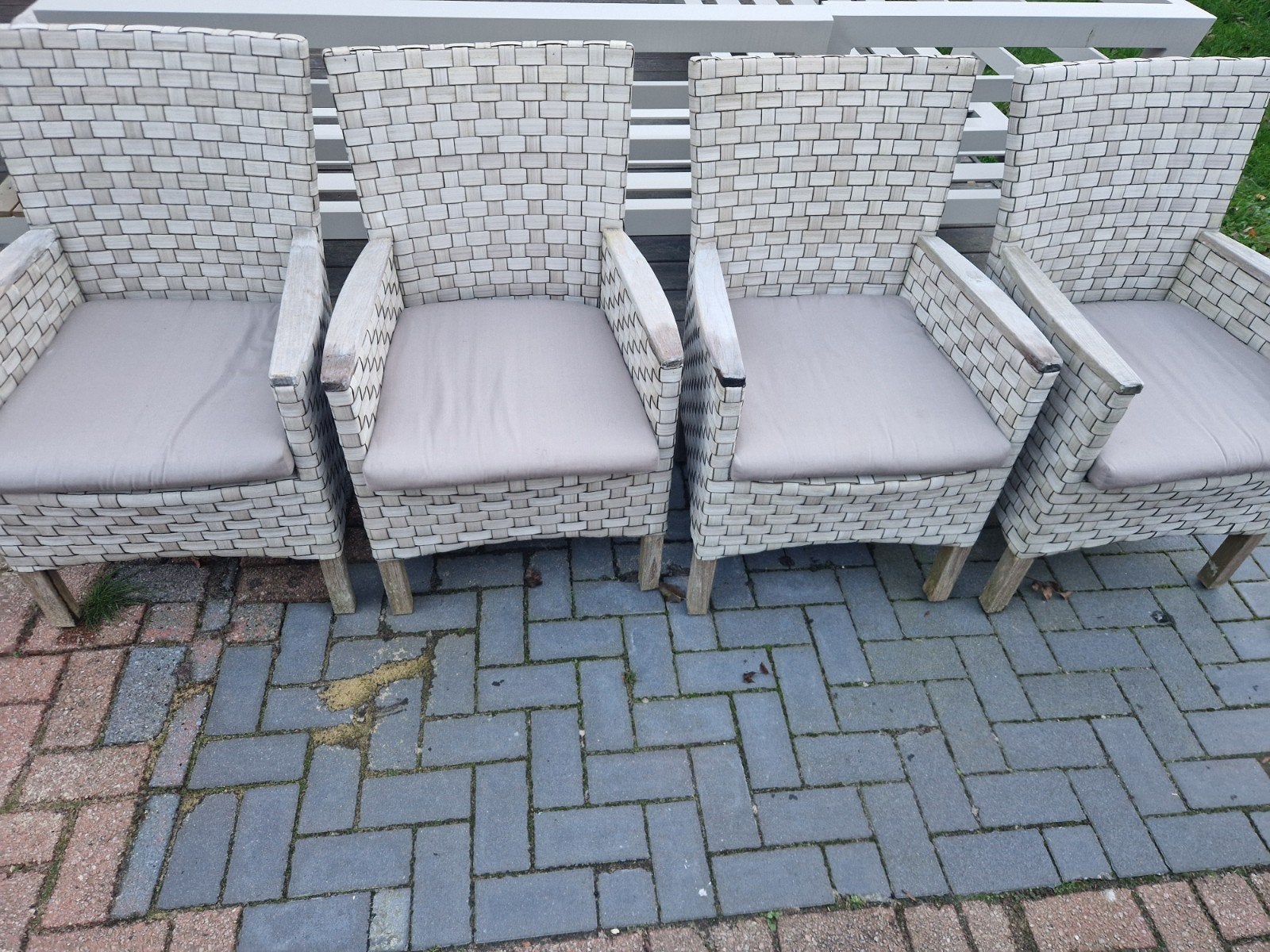 SUPERKOOP € 50 voor 4 x luxe design  tuinstoelens, Ophalen, Gebruikt
