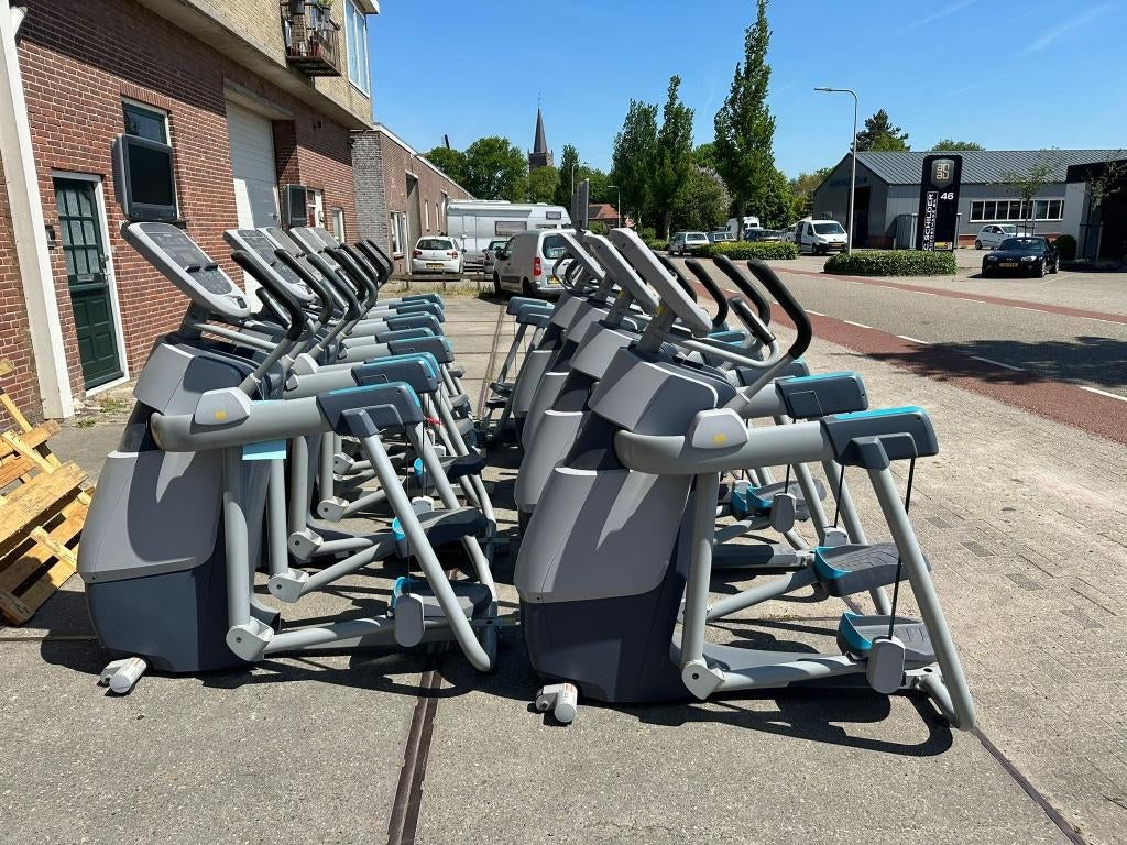 Precor AMT 835 crosstrainer tijdelijk 1250 Technogym bike, Ophalen, Zo goed als nieuw, Benen, Overige typen