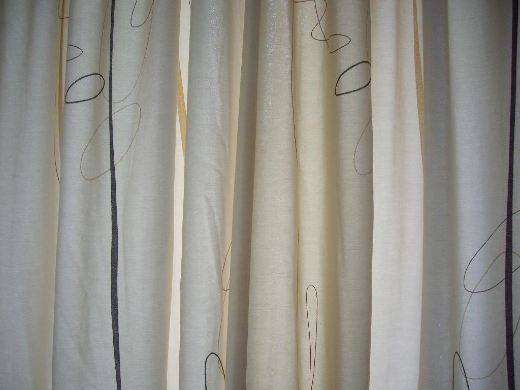 Gordijn incl. rails en toebehoren, Ophalen, 100 tot 150 cm, 200 cm of meer, Beige