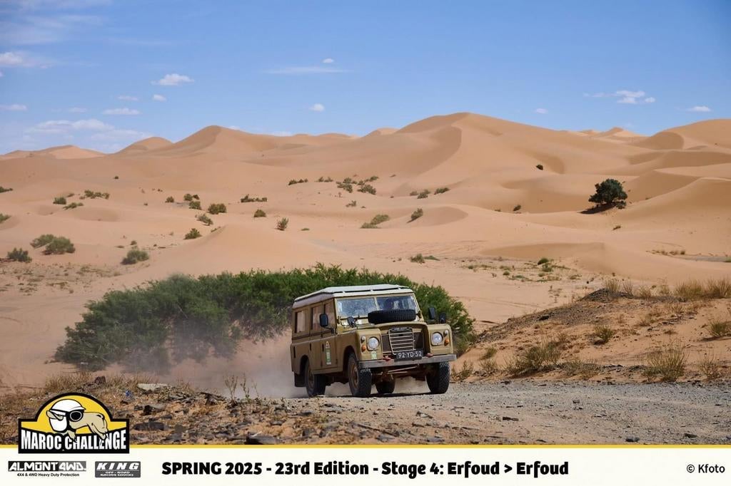Land Rover 1974 Bruin, Auto's, 2286 cc, Zwart, 4 cilinders, Stationwagon