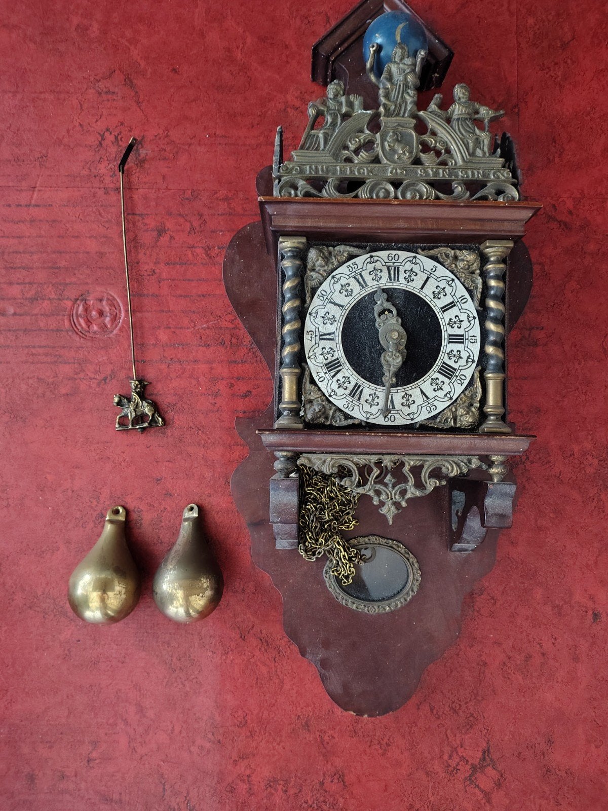 Antieke Zaanse wandklok met ornamenten, Ophalen of Verzenden
