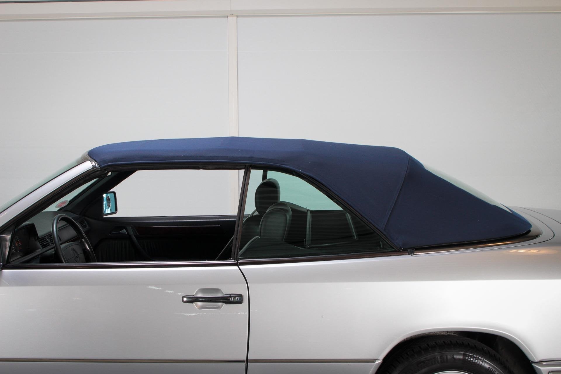 1994 Mercedes-Benz W124 E200 Cabriolet | 3 Eigenaren, foto 12