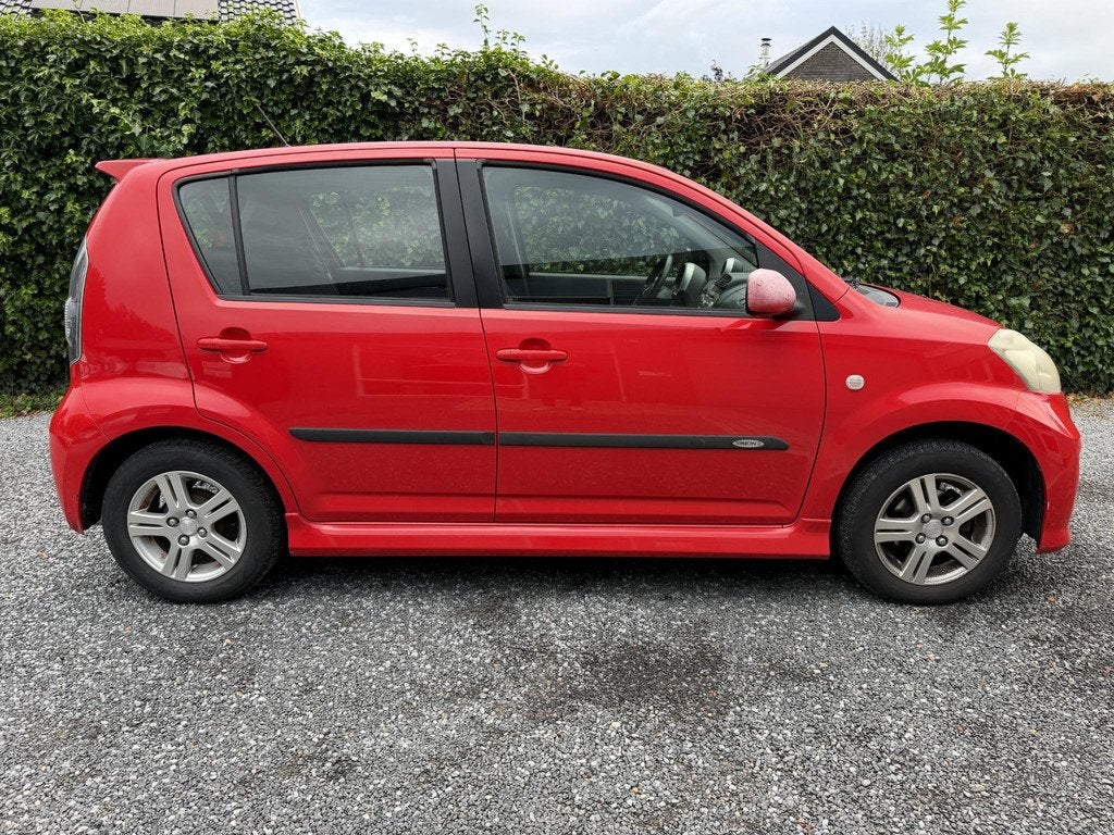 Daihatsu Sirion 2 1.3-16V Comfort | Airco | LMV | Elekt. Ram, Auto's, Daihatsu, Voorwielaandrijving, Stof, Gebruikt, 31 €/maand
