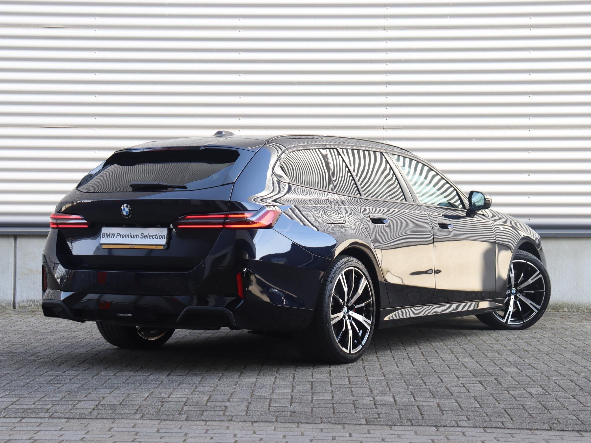 BMW 5-serie Touring 520i | M Sportpakket Pro | Trekhaak | Pa, Auto's, Automaat, 1998 cc, Gebruikt, 4 cilinders