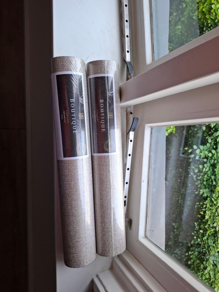 Boutique Luxe Chenille Taupe/Goud Behang - 2 rollen, Ophalen of Verzenden, Minder dan 10 m², Bruin, Luxe, Chenille