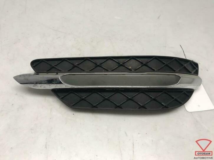 mercedes c klasse w204 voorbumper rooster rechts a2048803324