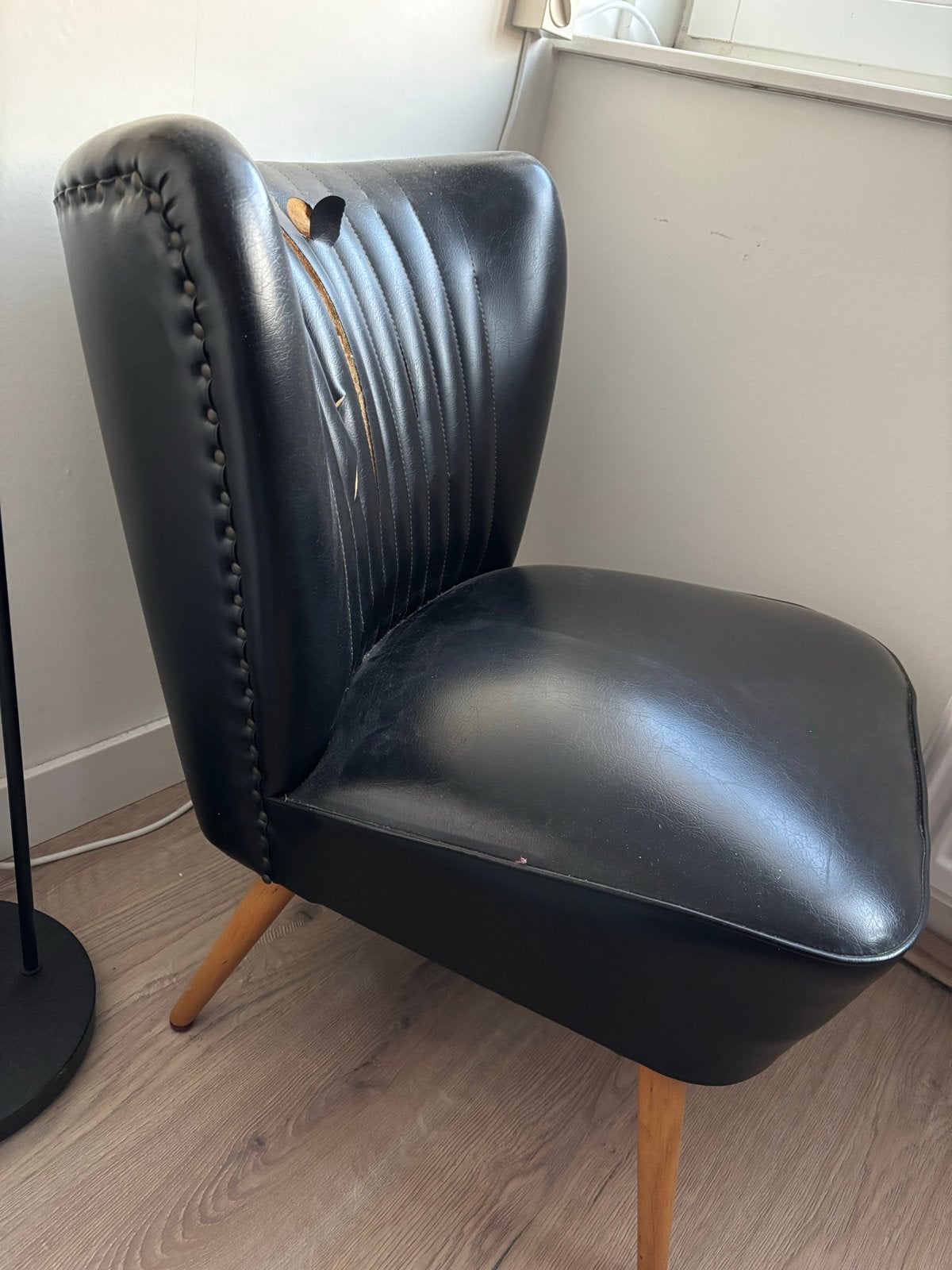 Retro Skai leren stoeltje, Huis en Inrichting, Ophalen, Leer, Gebruikt, Zwart