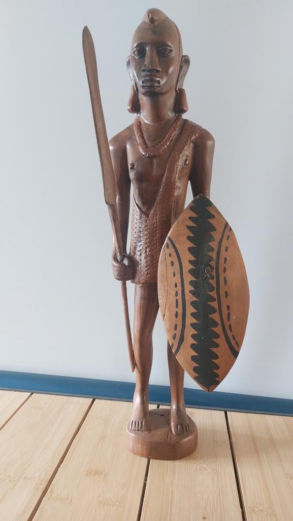 Houten Afrikaans Beeld - Krijger met Speer en Schild, Antiek en Kunst, Kunst | Niet-Westerse kunst, Ophalen