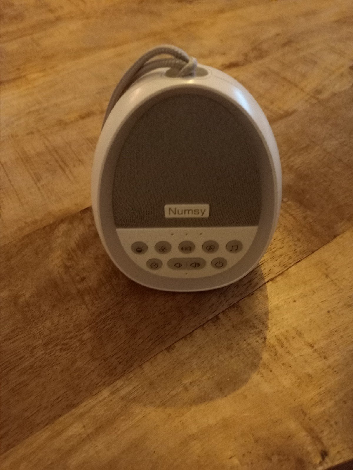 Numsy Calm white noise apparaat met nachtlampje, Ophalen of Verzenden, Zo goed als nieuw